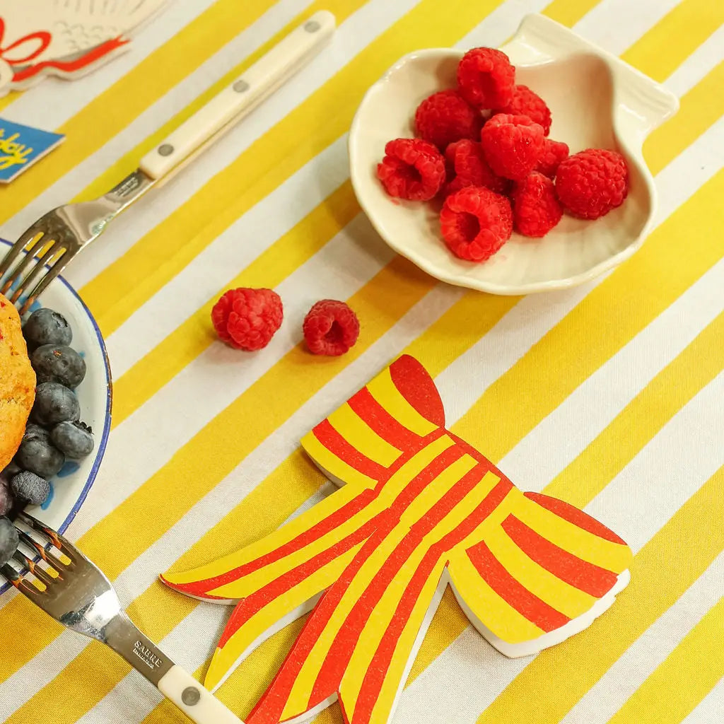 Stripy Bow - Die Cut Card IS07